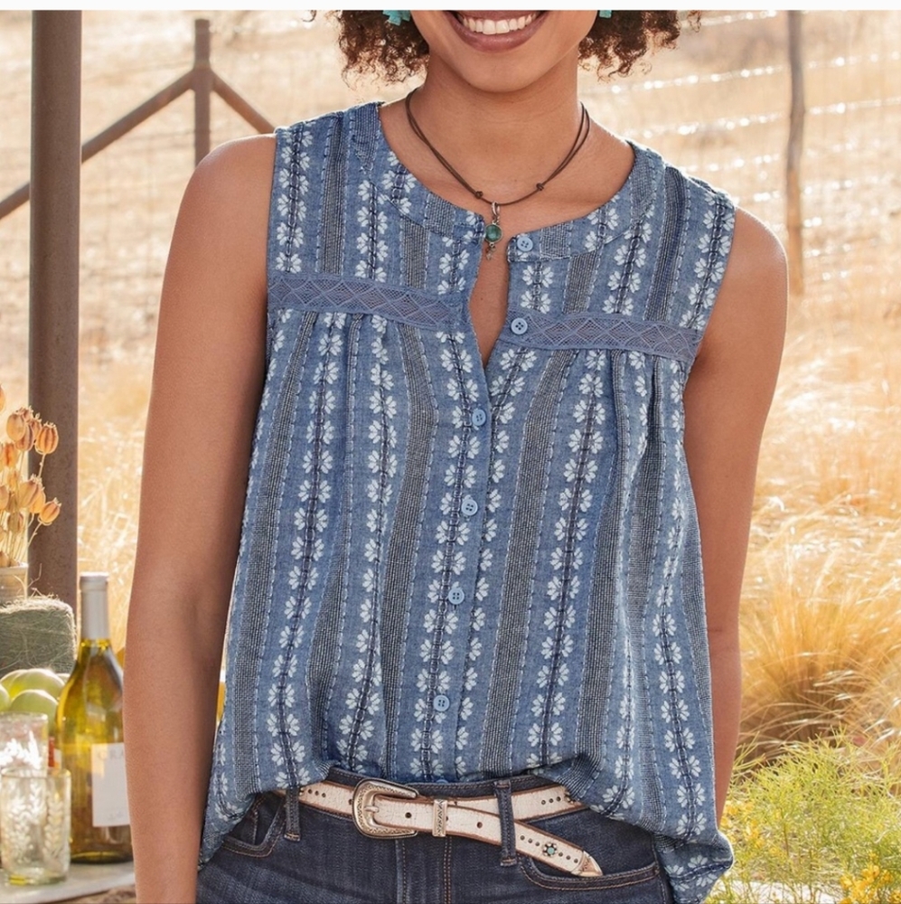 NWT Emmie Rose Chambray Sleeveless Top Size Small